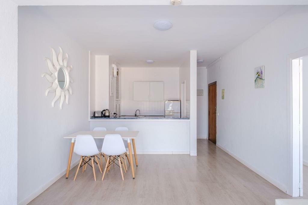 Jacaranda Apartments & Studios Es Cana Eksteriør billede